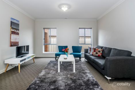 Property photo of 17 Etheridge Rise Caroline Springs VIC 3023