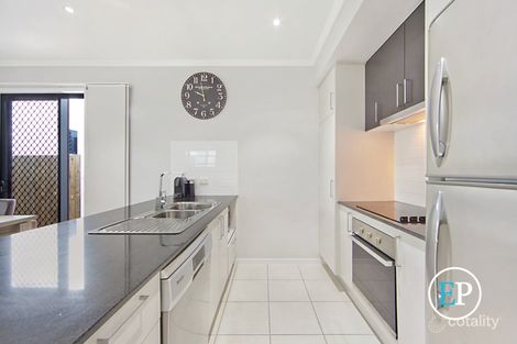 Property photo of 6 Rowley Place Burdell QLD 4818