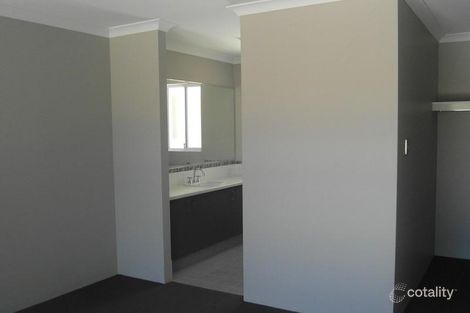 Property photo of 39 Prosperity Loop Aubin Grove WA 6164