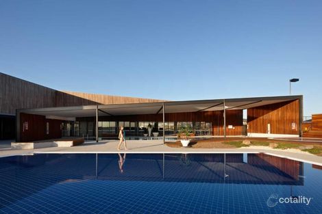 Property photo of 77 Bondi Parade Point Cook VIC 3030