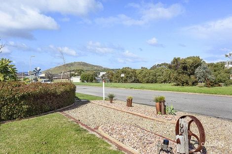 Property photo of 13 Wallage Court Encounter Bay SA 5211