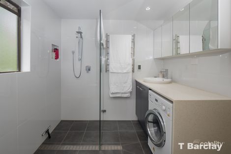 Property photo of 47 Perulpa Drive Lamb Island QLD 4184
