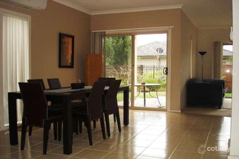 Property photo of 1/2 Coventry Drive Sandhurst VIC 3977