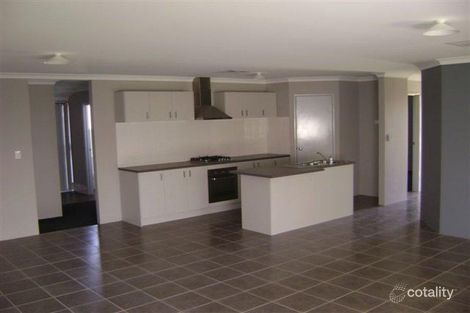 Property photo of 11 Valli Link Byford WA 6122