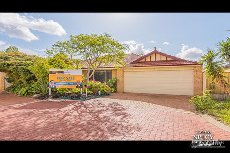 Property photo of 12 McGuigan Circle Redcliffe WA 6104