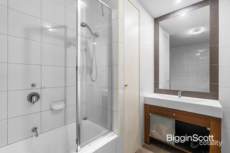 Property photo of 21/210-220 Normanby Road Notting Hill VIC 3168