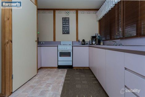 Property photo of 17 Knight Road Gnangara WA 6077