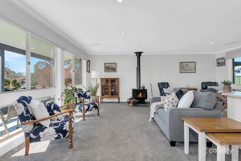 9 Davison Pl, Holt, ACT 2615