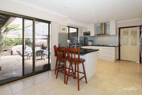 Property photo of 18 Winston Crescent Viveash WA 6056