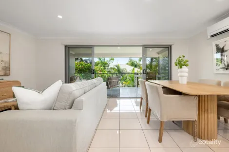 Property photo of 4/60 Kates Street Morningside QLD 4170