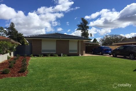 Property photo of 5 Vanda Place Maddington WA 6109