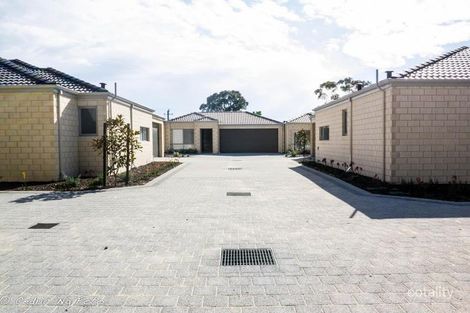 Property photo of 1/10 Pine Court Kelmscott WA 6111
