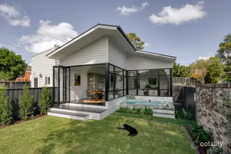 Property photo of 27 Myrtle Street Leichhardt NSW 2040