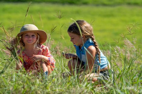 81 Bushland Dr, Samsonvale, QLD 4520