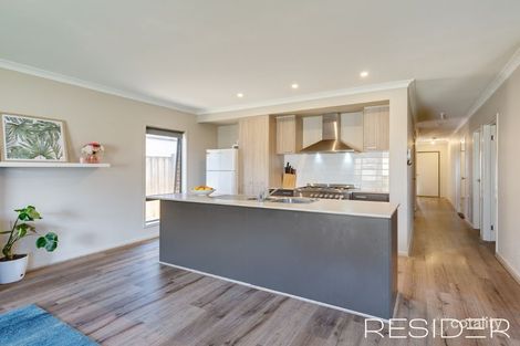 Property photo of 14 Maurice Way Mernda VIC 3754