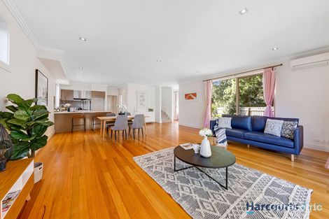 Property photo of 13/1 Royton Street Burwood East VIC 3151