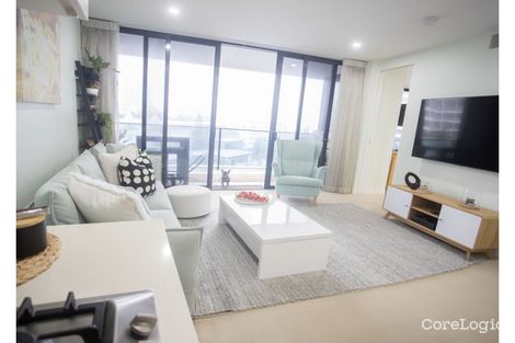 Property photo of 21 Elizabeth Avenue Broadbeach QLD 4218