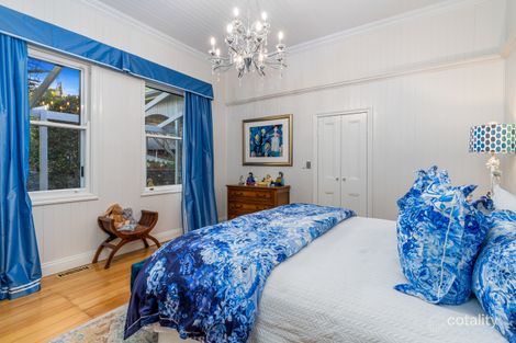 Property photo of 1 Bridge Street Mount Lofty QLD 4350