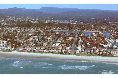 2/7 Fifteenth Ave, Palm Beach, QLD 4221