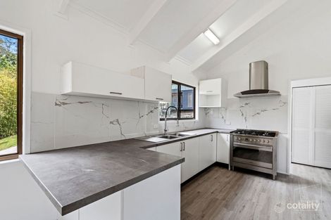 Property photo of 10 Brolga Court Little Mountain QLD 4551