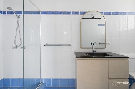 Property photo of 4/778 Pacific Parade Currumbin QLD 4223