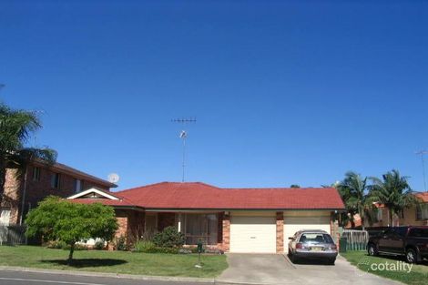 8 Bricketwood Dr, Woodcroft, NSW 2767