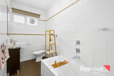 Property photo of 9/24 Auburn Grove Hawthorn East VIC 3123