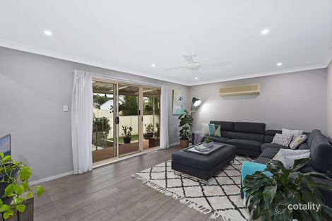 Property photo of 18 Quinalup Street Gwandalan NSW 2259