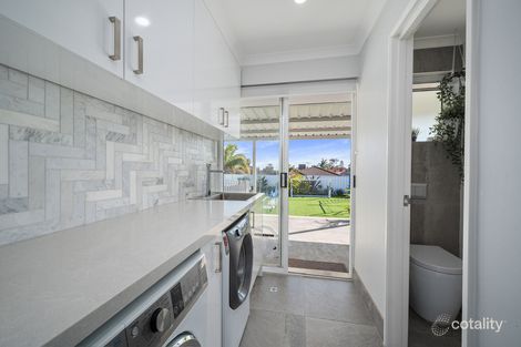 Property photo of 15 Tarcoola Retreat Ocean Reef WA 6027