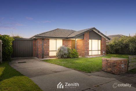 1 Joseph Banks Cres, Cranbourne, VIC 3977