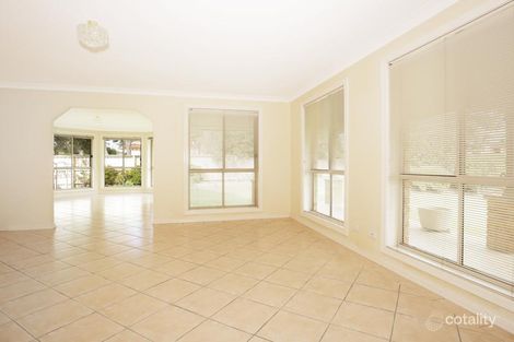 Property photo of 2 Magnolia Grove Bomaderry NSW 2541