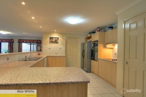 Property photo of 6 Newland Crescent Parkinson QLD 4115
