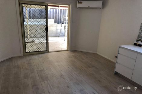 Property photo of 6 Snug Place West Hoxton NSW 2171