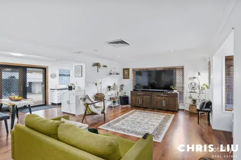 Property photo of 10 Glenlyon Street Marsden QLD 4132
