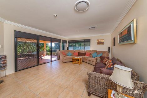 Property photo of 39 Nottinghill Gate Drive Arundel QLD 4214