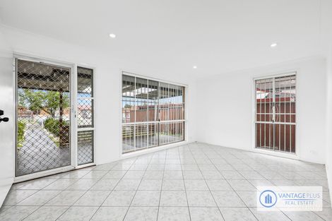 Property photo of 18 Calida Crescent Hassall Grove NSW 2761