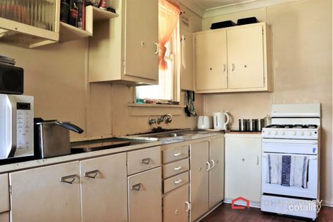 Property photo of 5 Moani Place Kooringal NSW 2650