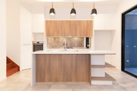 Property photo of 2/23 Albert Street Woolloongabba QLD 4102