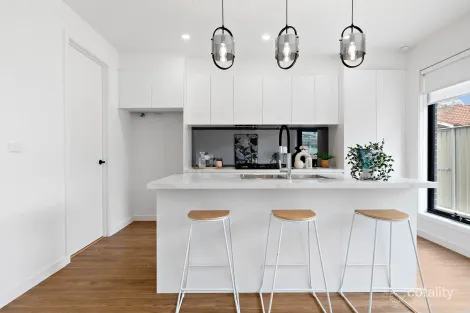 Property photo of 9 Irving Court Maidstone VIC 3012