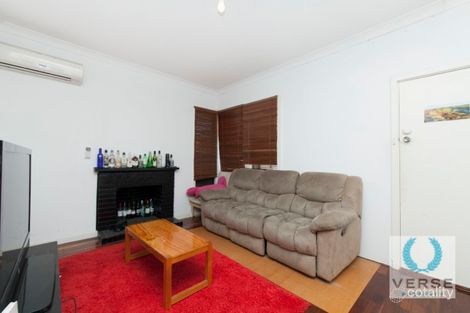 Property photo of 14 Longhurst Way Queens Park WA 6107