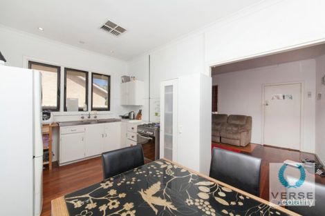 Property photo of 14 Longhurst Way Queens Park WA 6107