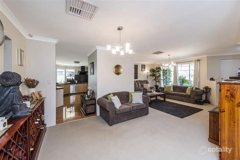 Property photo of 28 Achiever Avenue Port Kennedy WA 6172