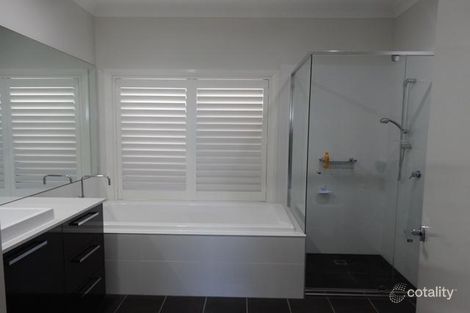 62 Horizon Cct, Moorebank, NSW 2170