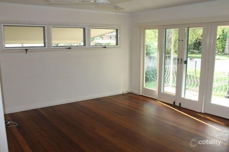 Property photo of 17 Hillview Crescent Whitfield QLD 4870