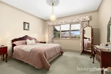 Property photo of 1 Cottage Place St Helena VIC 3088