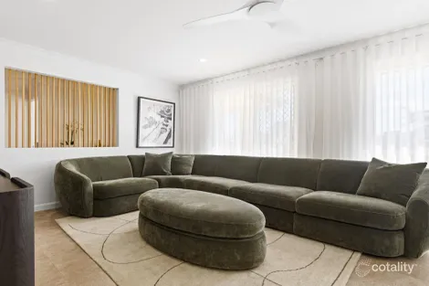 Property photo of 11 Debbie Court Highfields QLD 4352