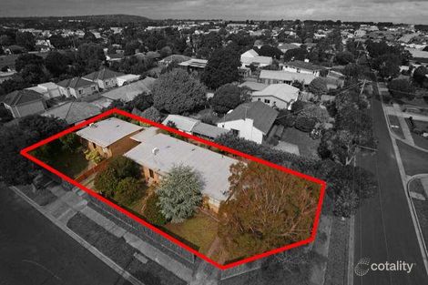 1 Seaview Ave, Mornington, VIC 3931