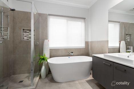 Property photo of 15 Brittanica Street Officer VIC 3809