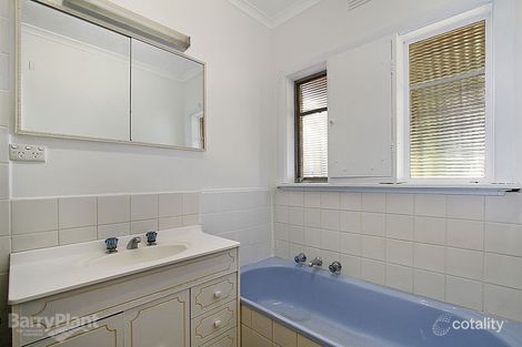 Property photo of 12 Perra Street Ferntree Gully VIC 3156