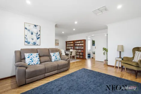 12/5 Kitchener Rd, Melville, WA 6156